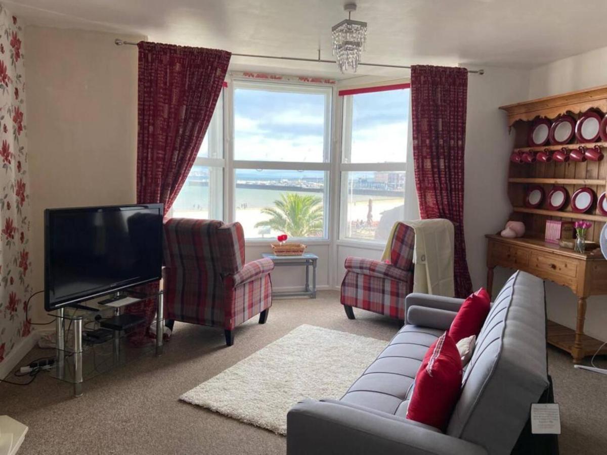 Stunning Sea Views From Apartment In Уэймут Экстерьер фото